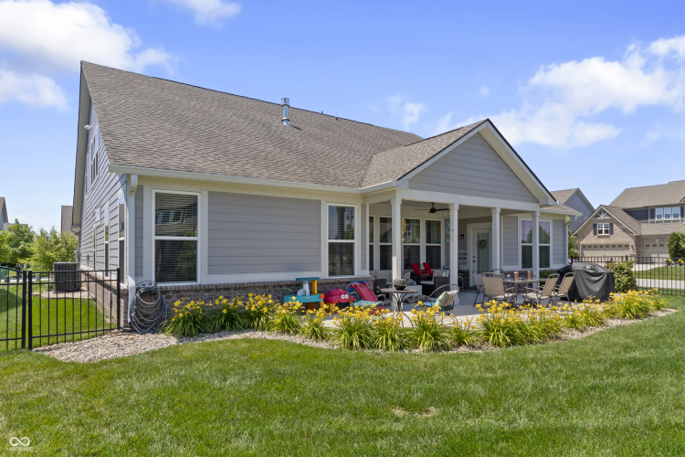 Listing Image 43