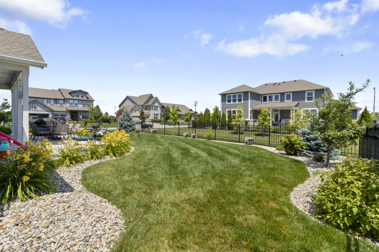 Listing Image 44