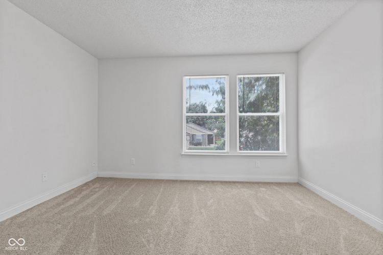 Listing Image 30