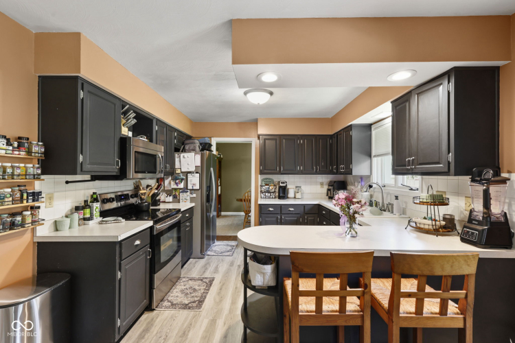 Listing Image 13