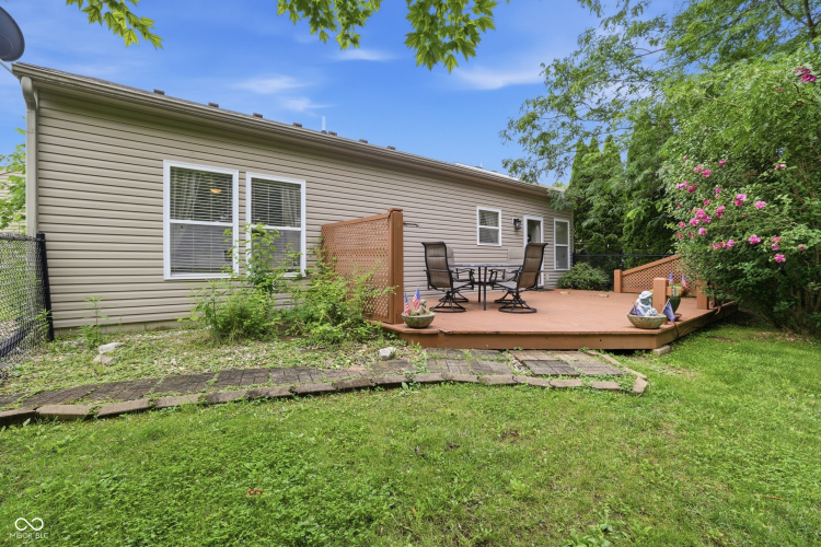 Listing Image 19