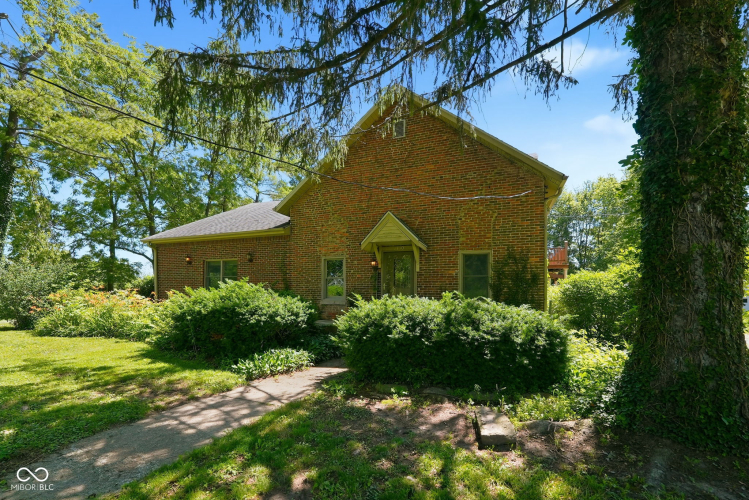 Listing Image 9