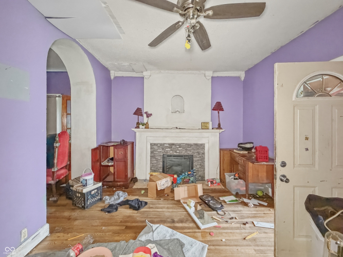 Listing Image 13