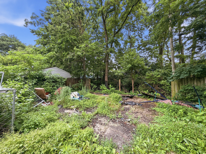 Listing Image 6
