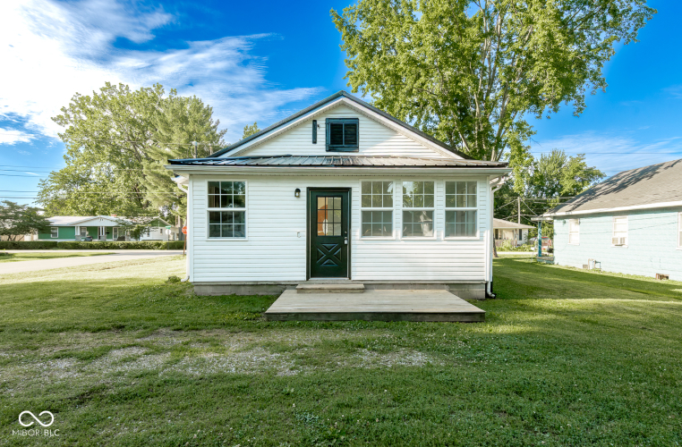 Listing Image 6
