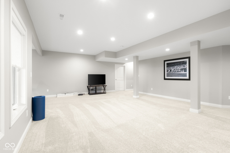 Listing Image 57