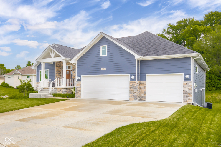 Listing Image 80