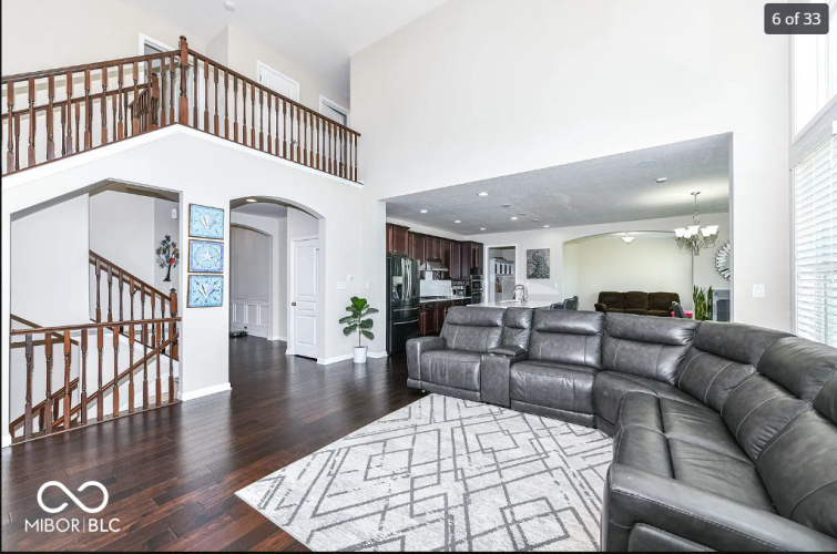 Listing Image 6
