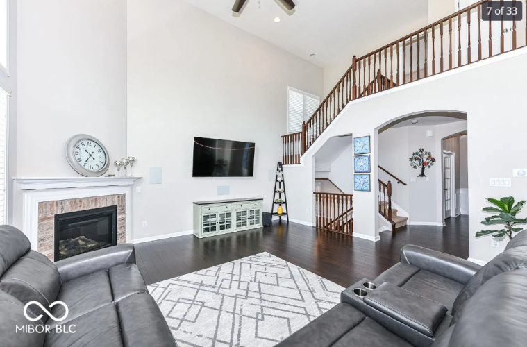 Listing Image 7