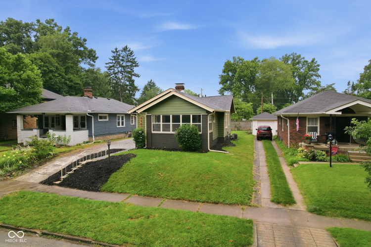 Listing Image 32