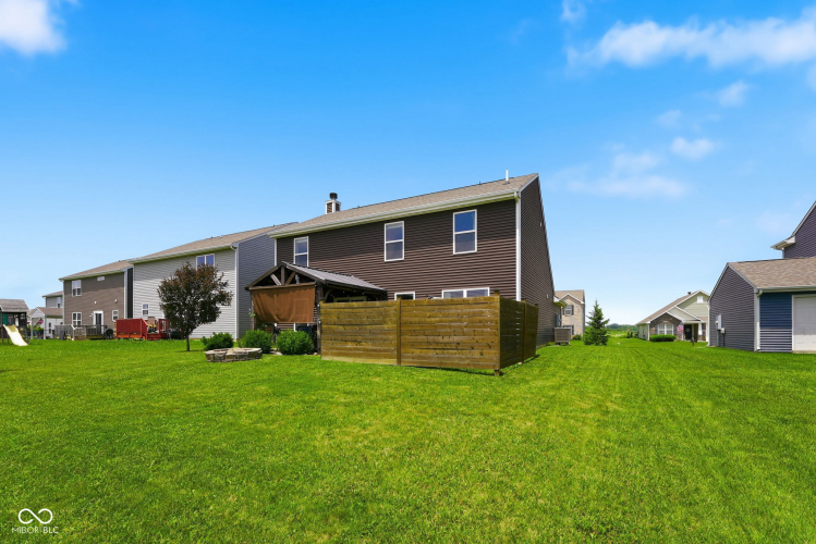 Listing Image 40