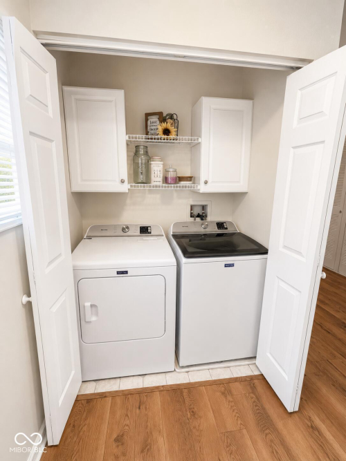 Listing Image 12