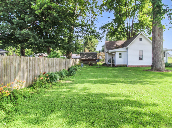 Listing Image 18