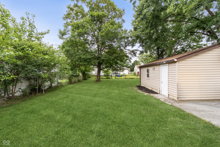 Listing Image 32