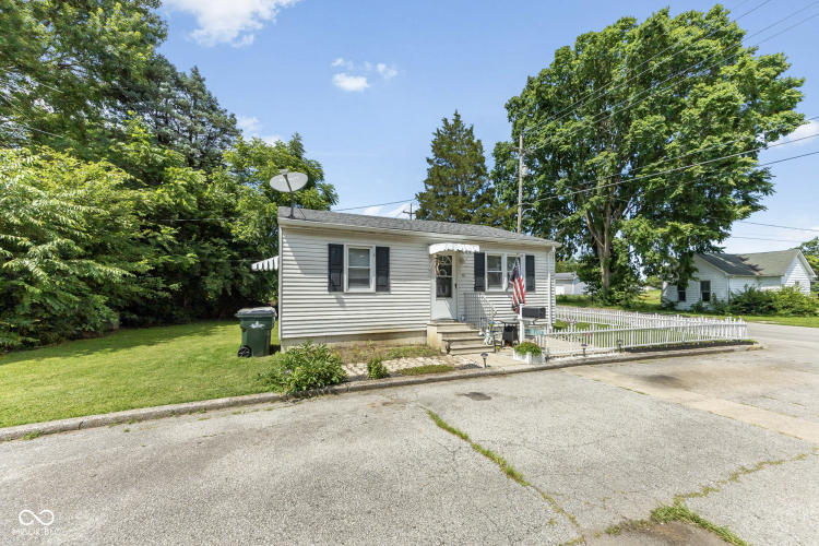 Listing Image 2