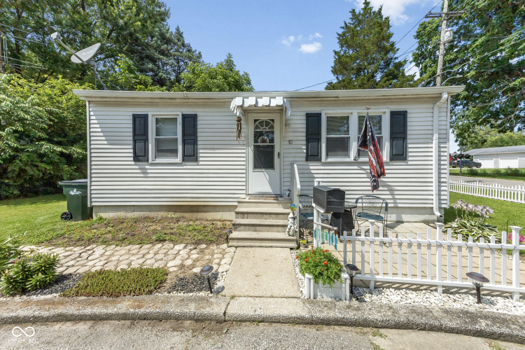 Listing Image 8