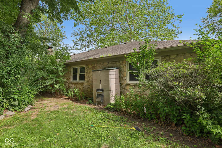 Listing Image 42