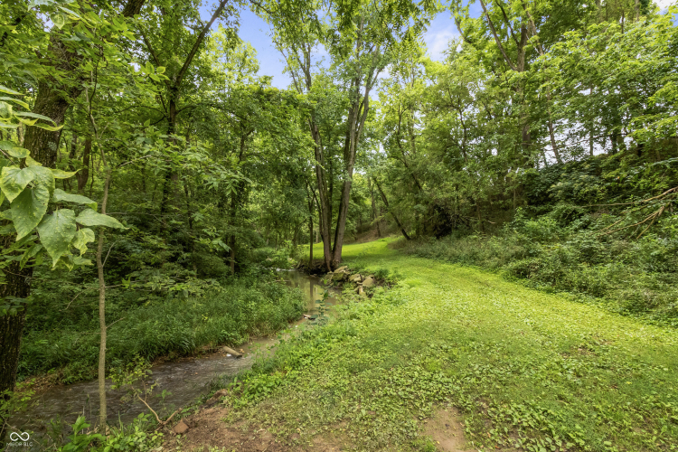 Listing Image 64