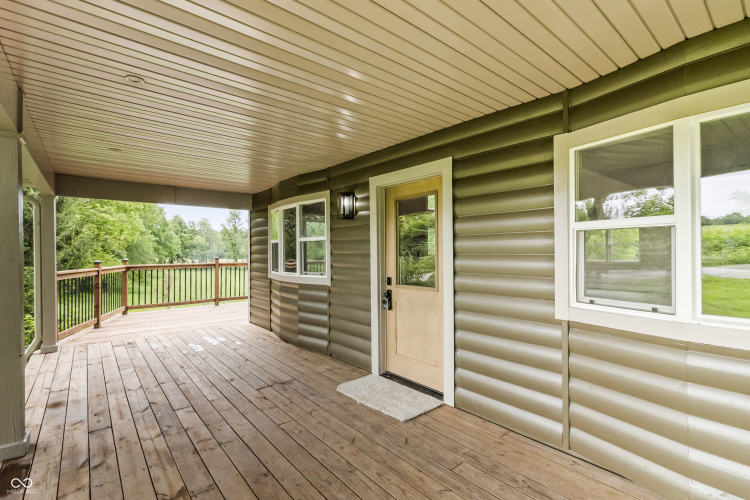 Listing Image 10