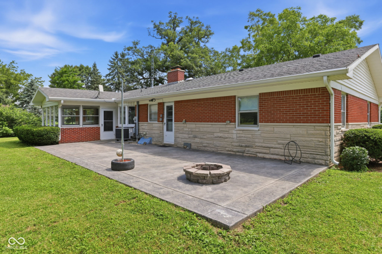 Listing Image 56