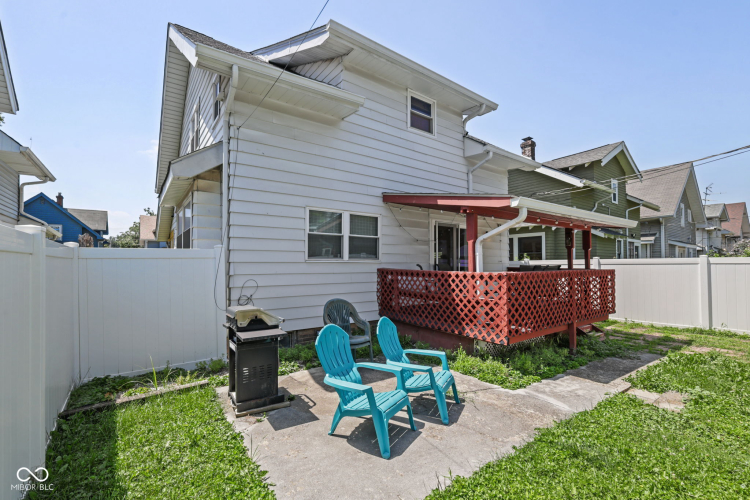 Listing Image 12