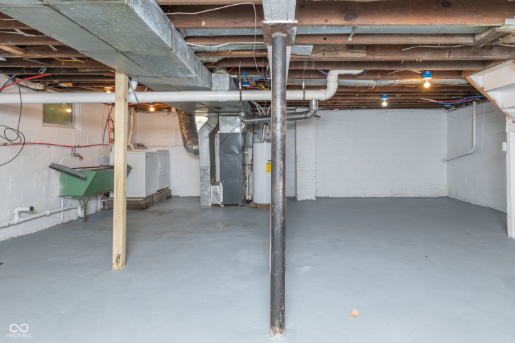 Listing Image 33