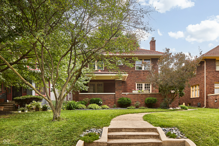 Listing Image 3