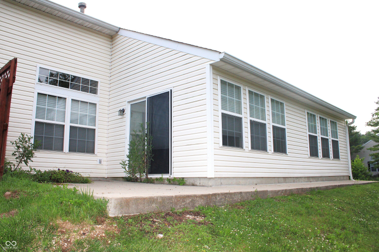 Listing Image 24