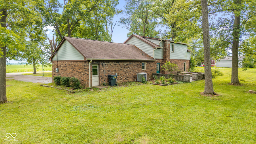 Listing Image 49