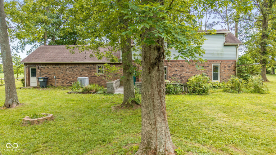 Listing Image 50