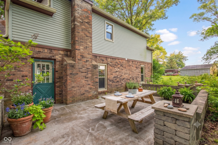 Listing Image 53