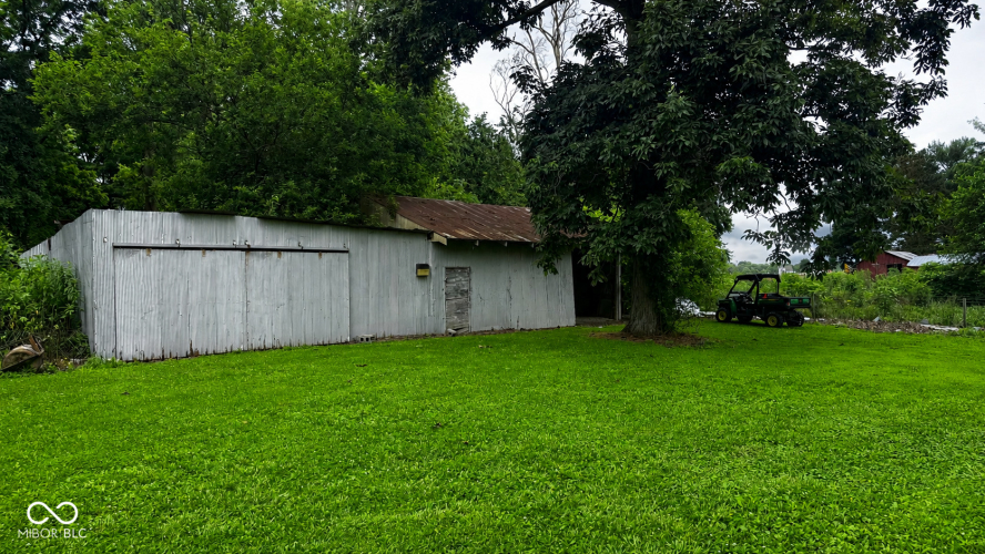 Listing Image 17
