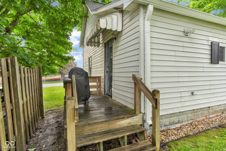 Listing Image 27