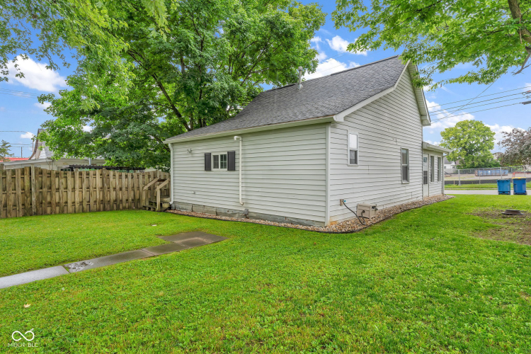 Listing Image 31