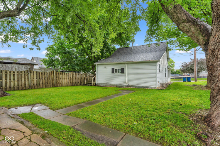 Listing Image 32