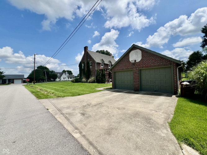 Listing Image 54