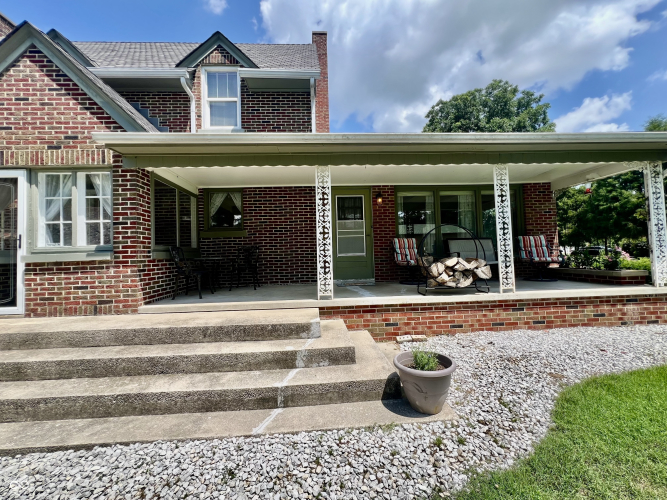 Listing Image 64