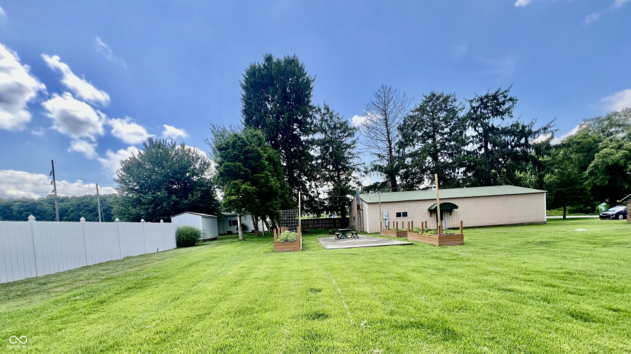 Listing Image 77