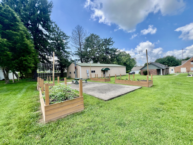 Listing Image 78