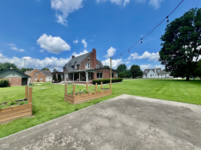 Listing Image 79