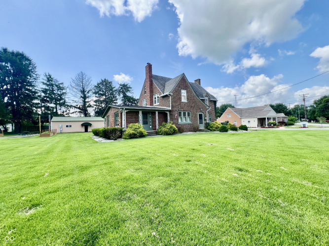 Listing Image 82