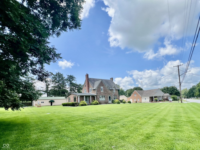 Listing Image 83