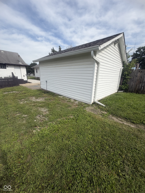 Listing Image 32