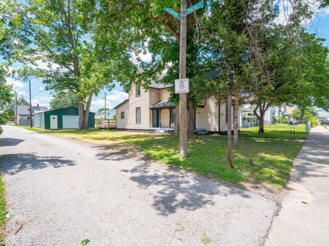 Listing Image 5