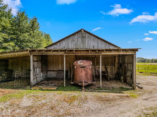 Listing Image 21