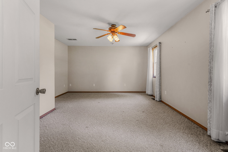 Listing Image 47