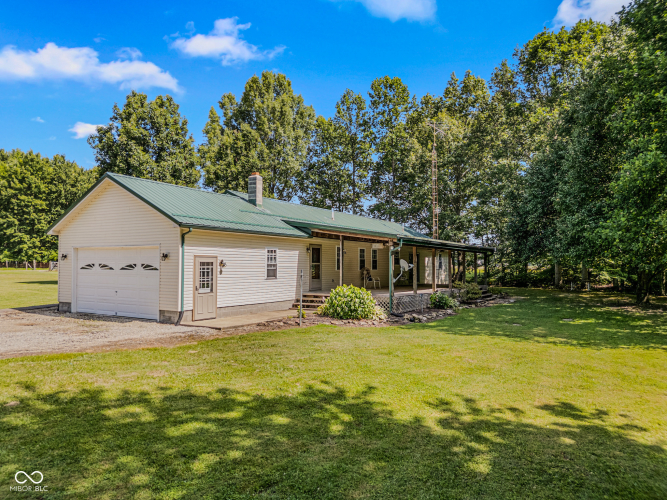 Listing Image 7