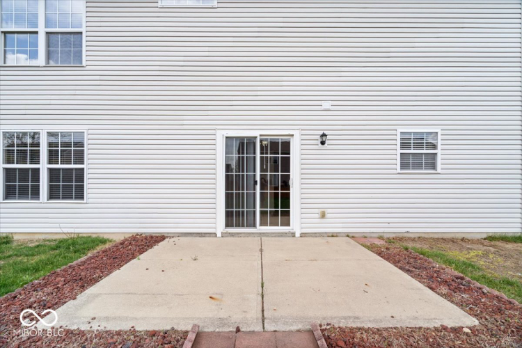 Listing Image 40