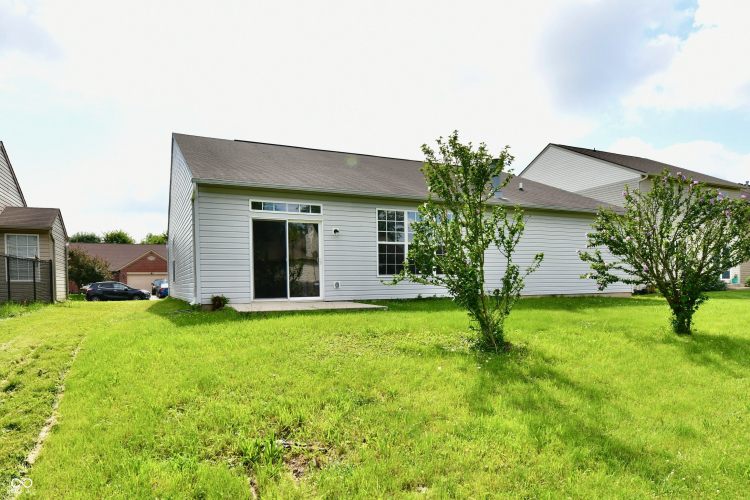 Listing Image 6