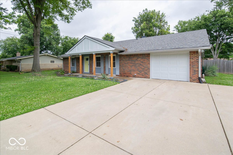 Listing Image 3